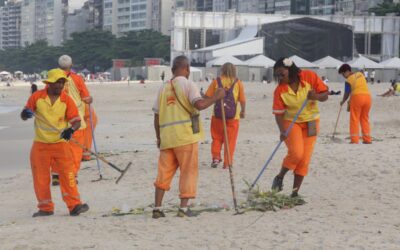 Em “operação de guerra”, CLIN realiza limpeza das praias e orla de Niterói após Réveillon 2022