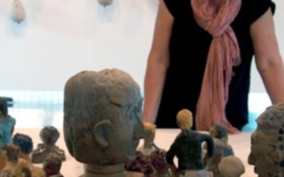 Aula gratuita de cerâmica e roda de conversa no Museu Janete Costa