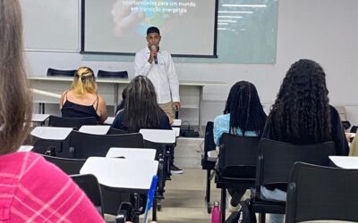 Jovens de Niterói terão aulão de 12 horas antes do Enem