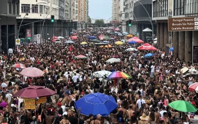 Banda do Ingá arrasta 45 mil foliões em Niterói