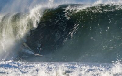 Itacoatiara Big Wave 2025 agita Niterói com ondas gigantes