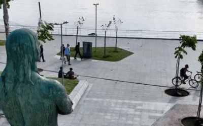 Centro de Niterói atrai compradores de outras cidades