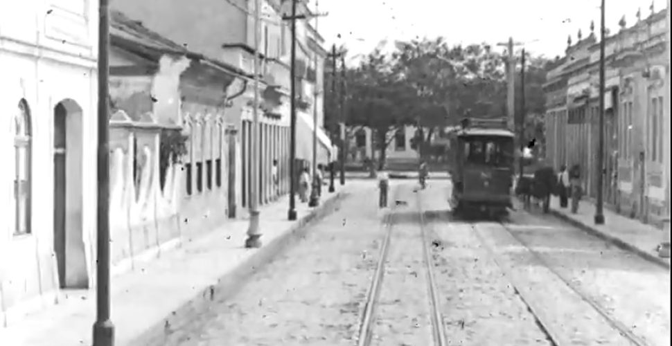 Filme de 1921 Niterói: bondes e barcas em cena