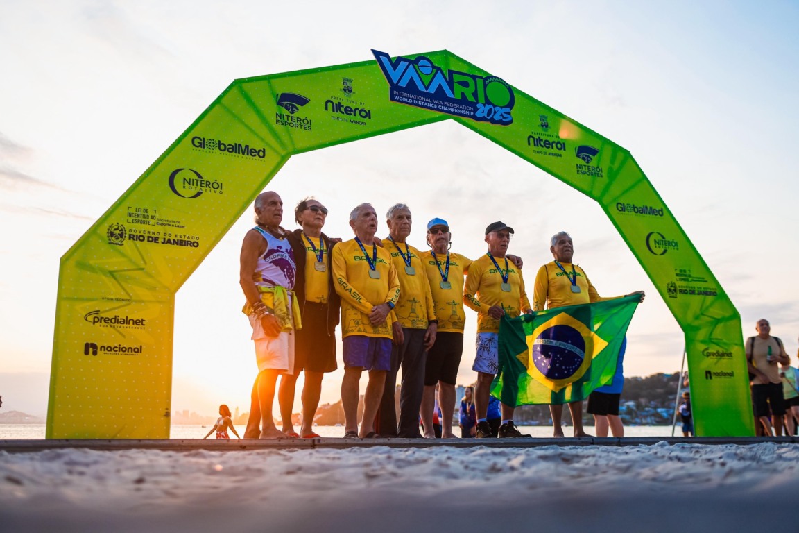 Niterói celebra: Brasil soma ouro, prata e bronze no Va’a