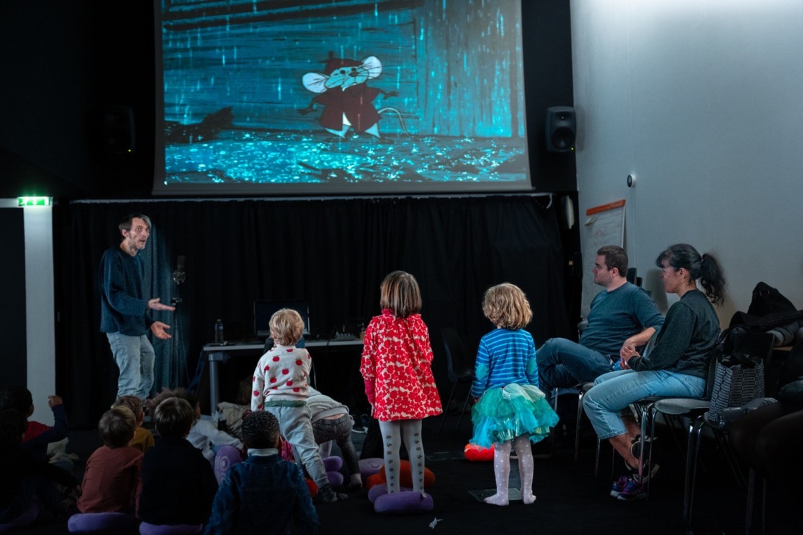 Rio e Niterói recebem cinema com música ao vivo para a primeira infância