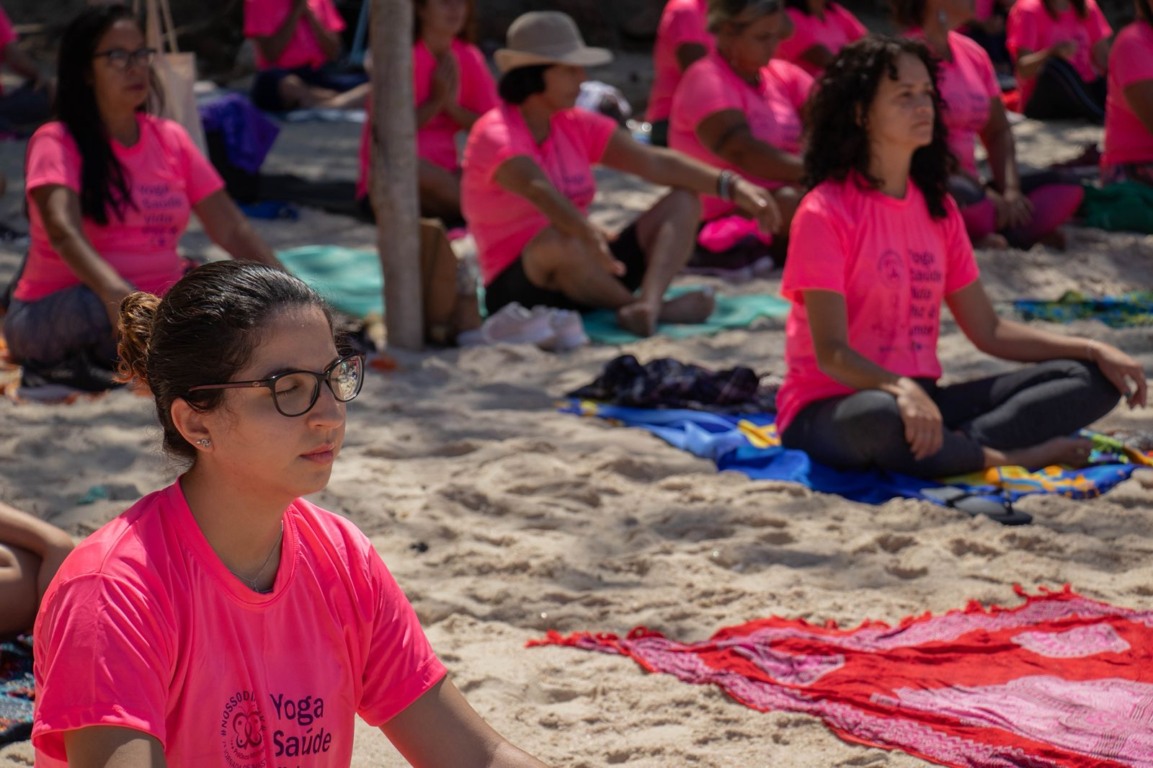 Yoga na Praia retorna com edição especial e novo local em Niterói 