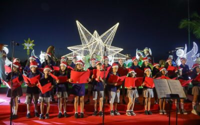 Natal em São Francisco: presépio, luzes e carrossel