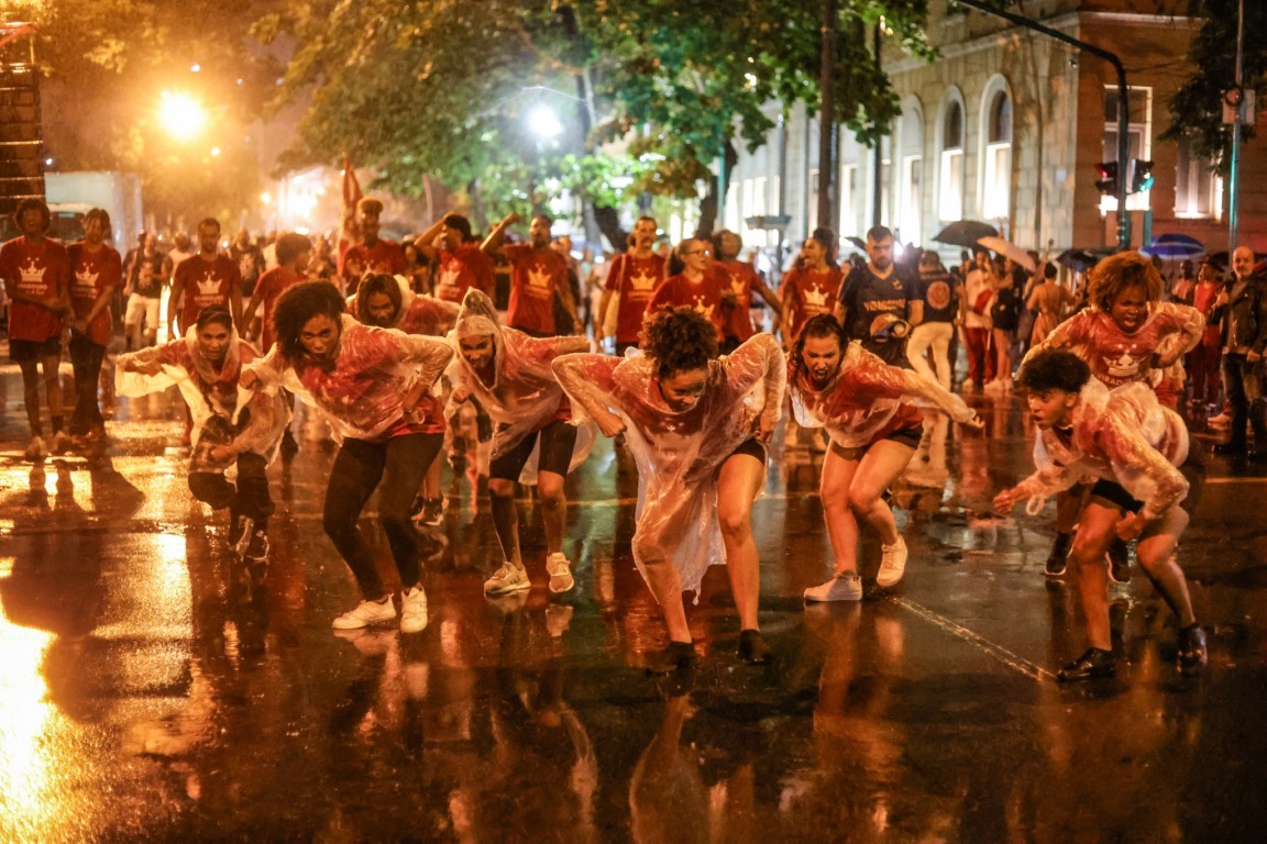 Niterói entra no clima do Carnaval: ensaios voltam dia 11