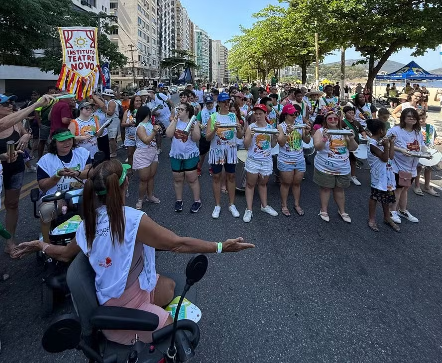 Bloco inclusivo toma as ruas de Niterói e muda o Carnaval 